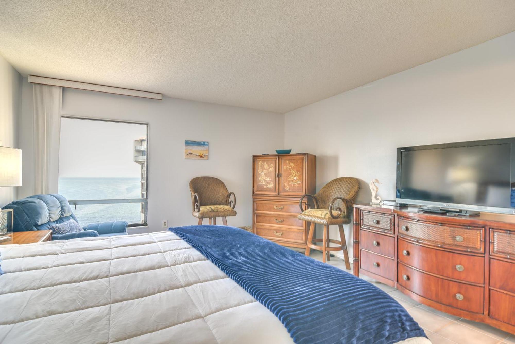 Oceanfront Condo With Balcony And Stunning Views! Clearwater Beach Eksteriør billede